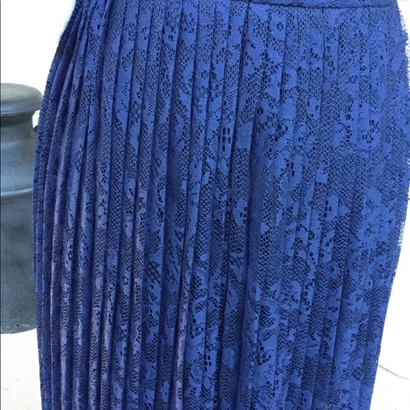 Blue lace sheer midi skirt - Picture 4 of 7